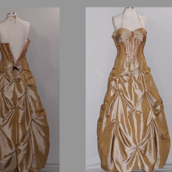 Xcite A Division ofImpression Gold Gown
